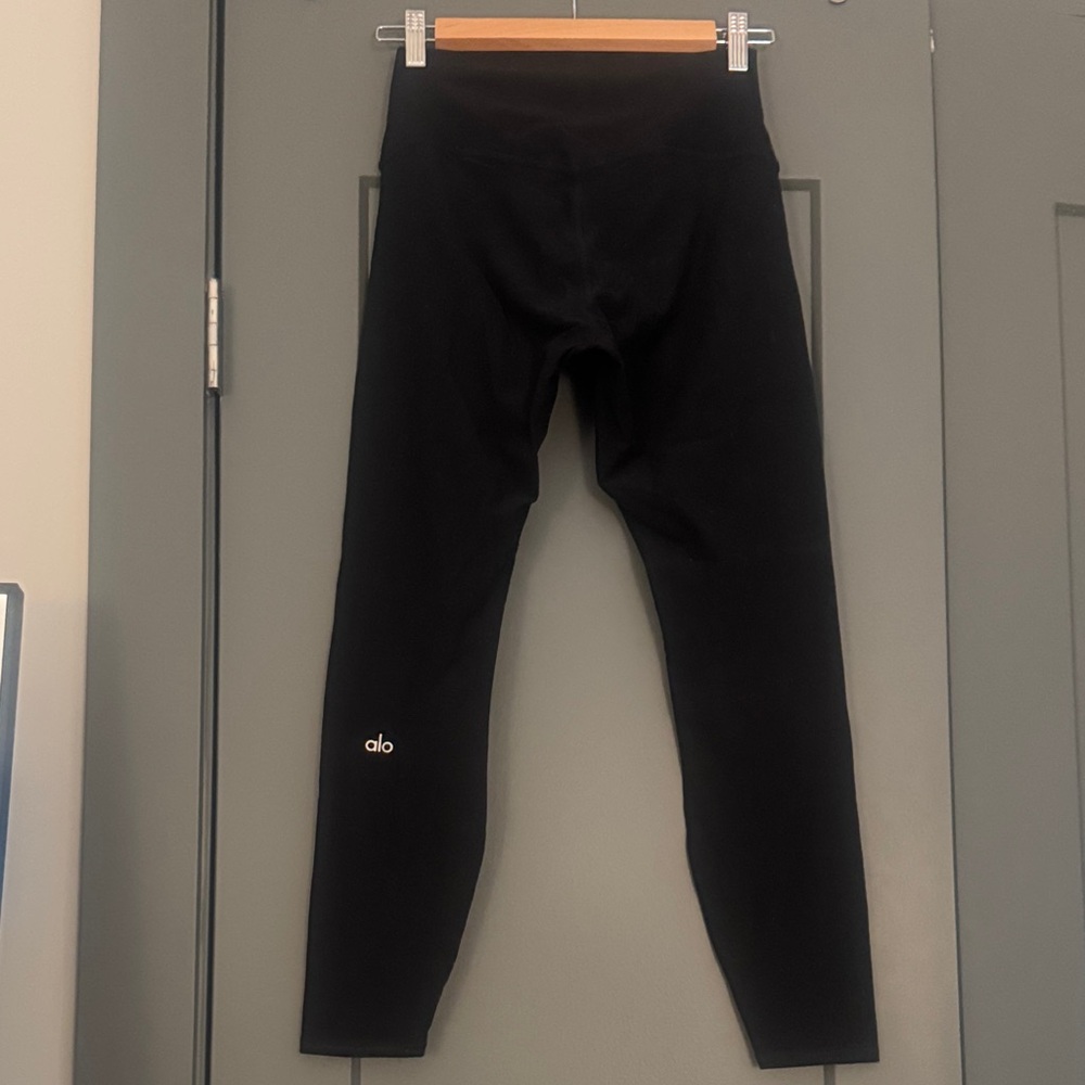 ALO Yoga Black Leggings